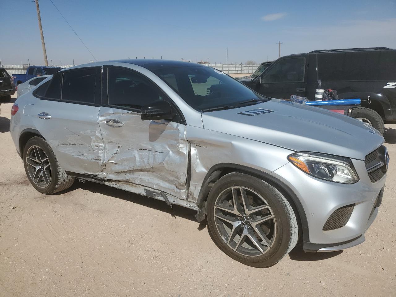 2017 Mercedes-Benz GLE - Image 4