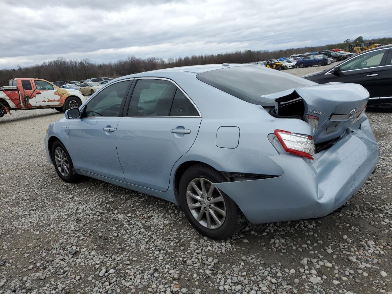 2011 Toyota Camry - Image 2