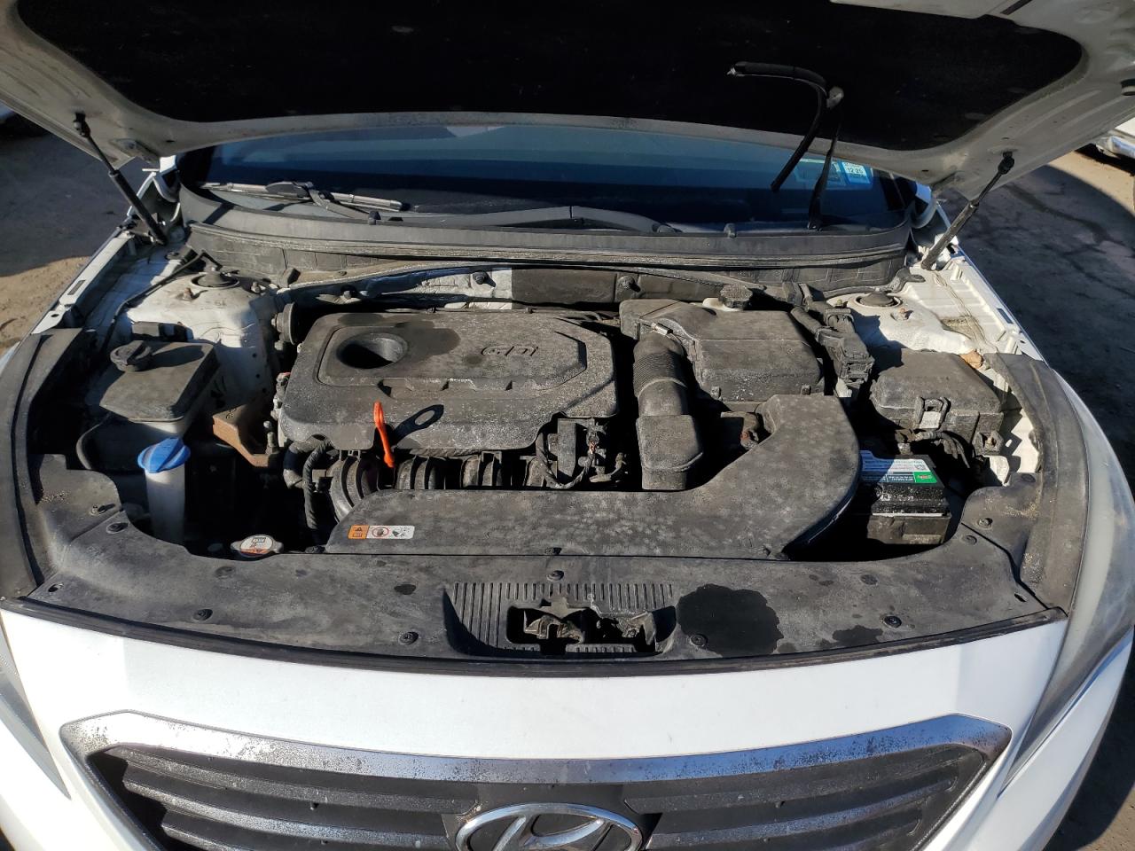 2015 Hyundai Sonata - Image 11