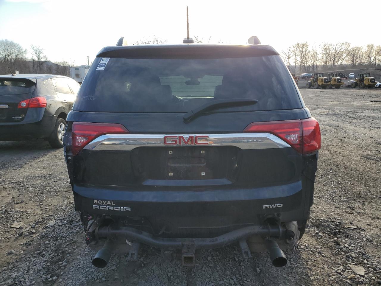 2018 GMC Acadia - Image 6