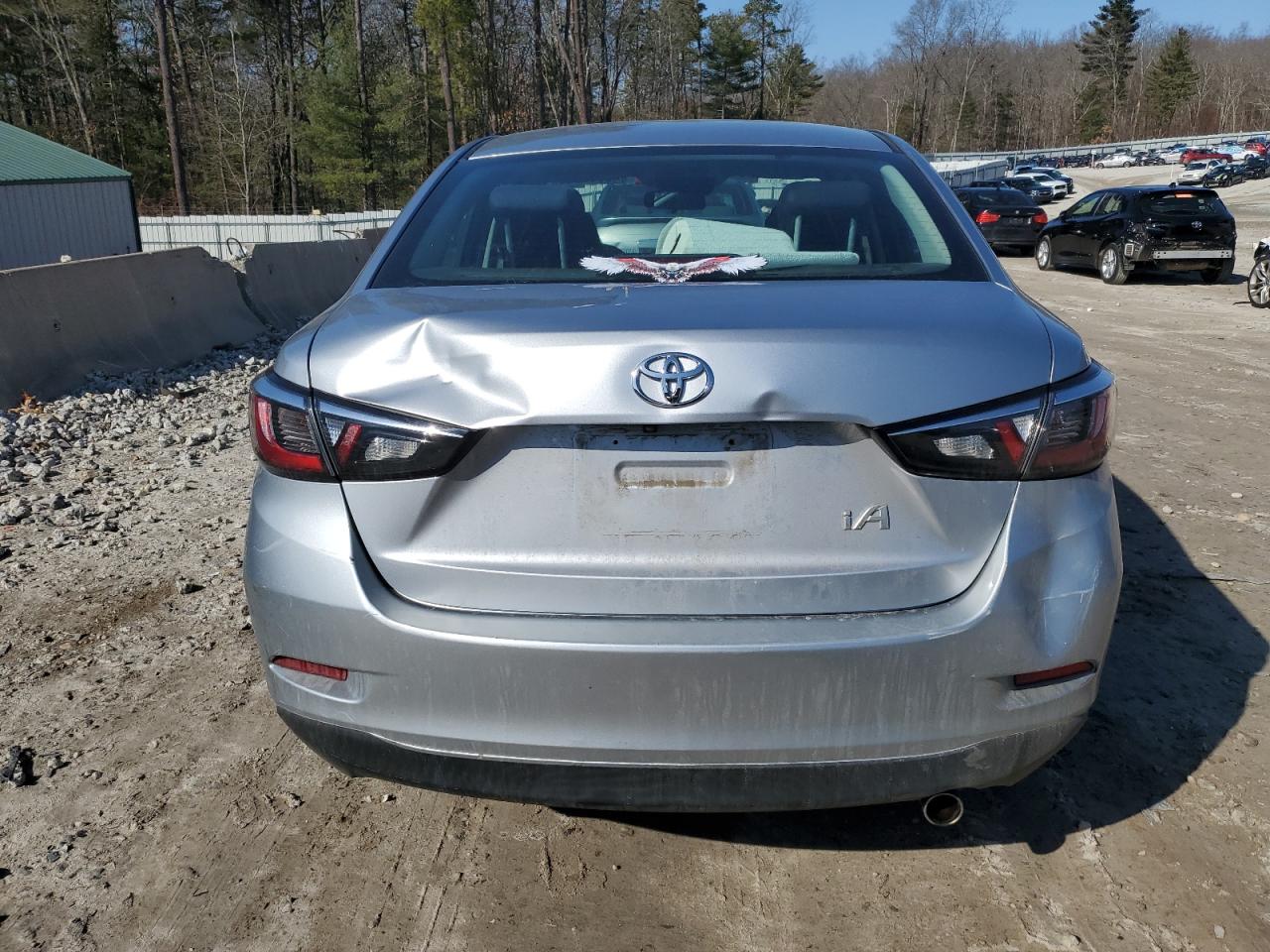 2017 Toyota Yaris - Image 6