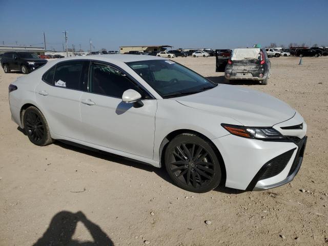  TOYOTA CAMRY 2021 White