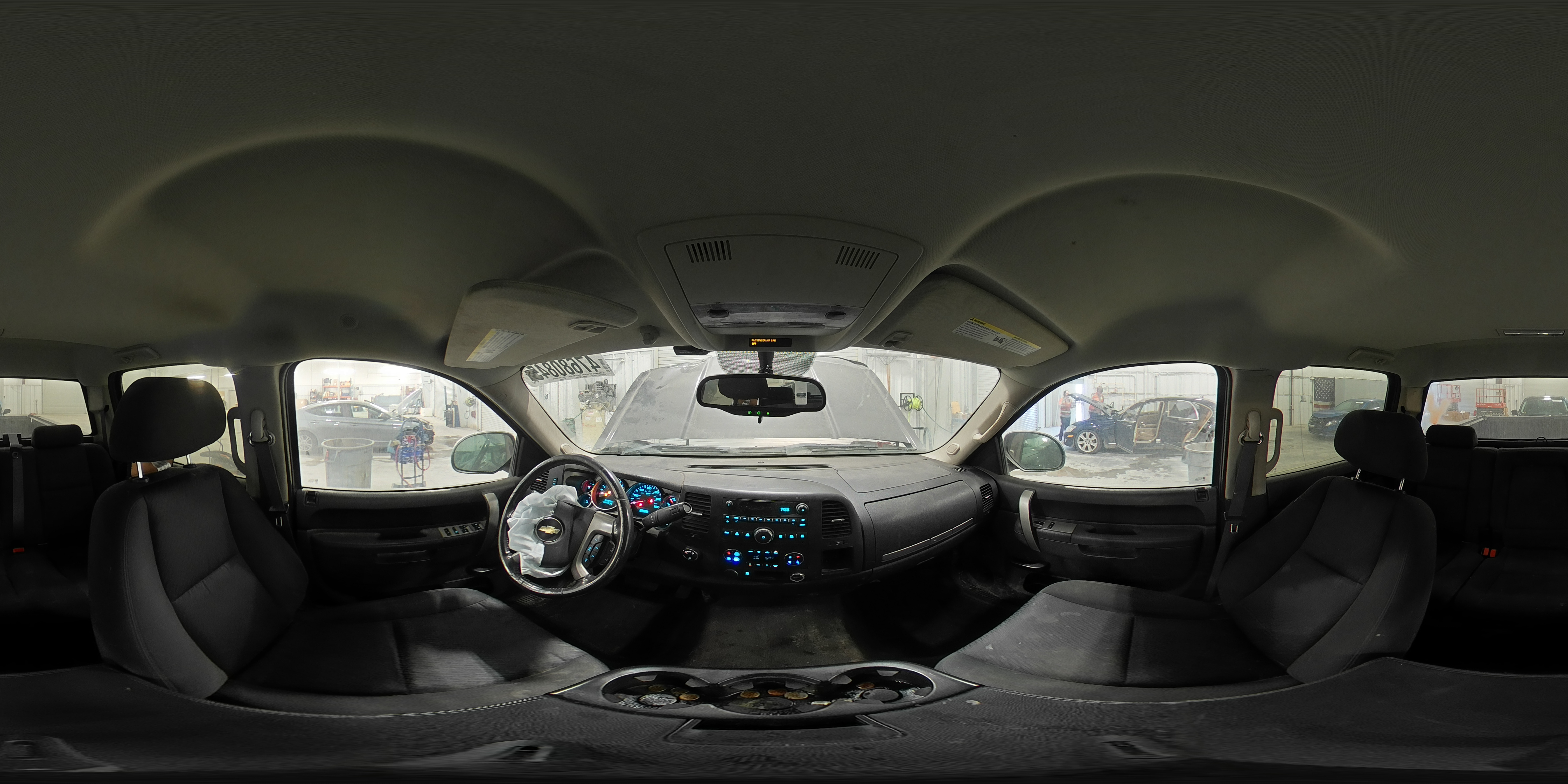 2011 Chevrolet Silverado - Image 13