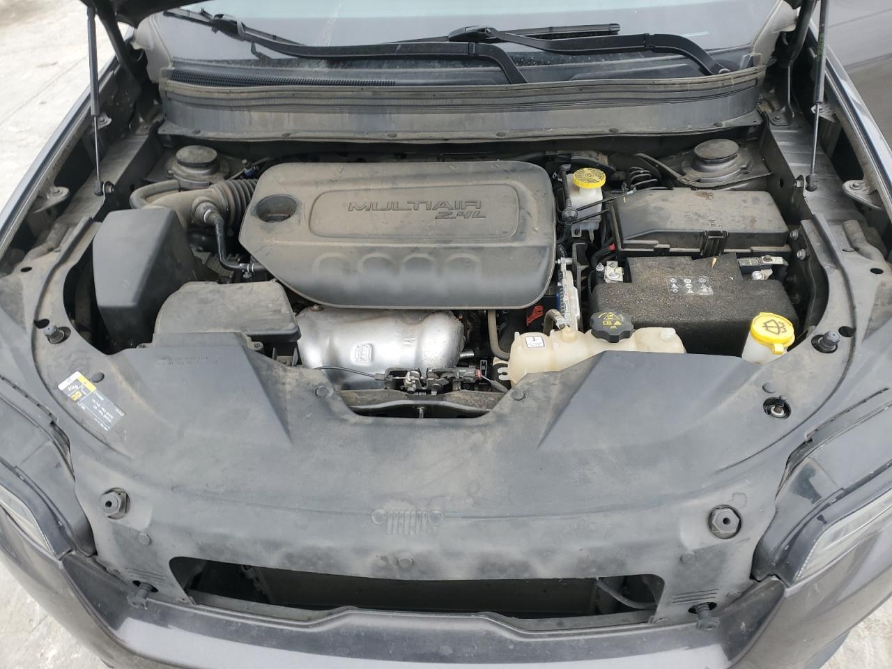 2020 Jeep Grand Cherokee - Image 12