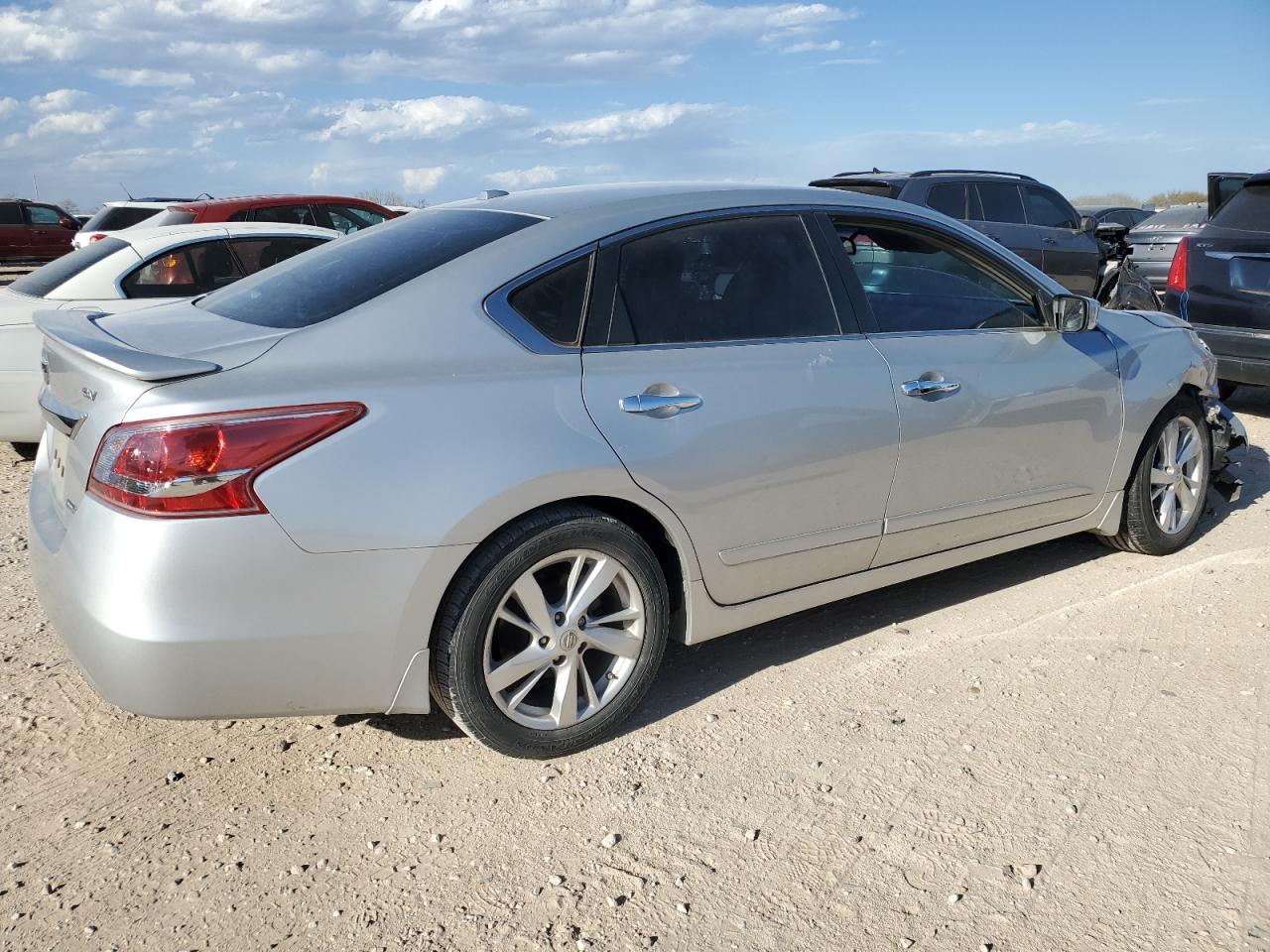 2013 Nissan Altima - Image 3