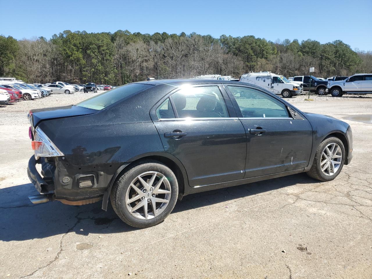2010 Ford Fusion - Image 3