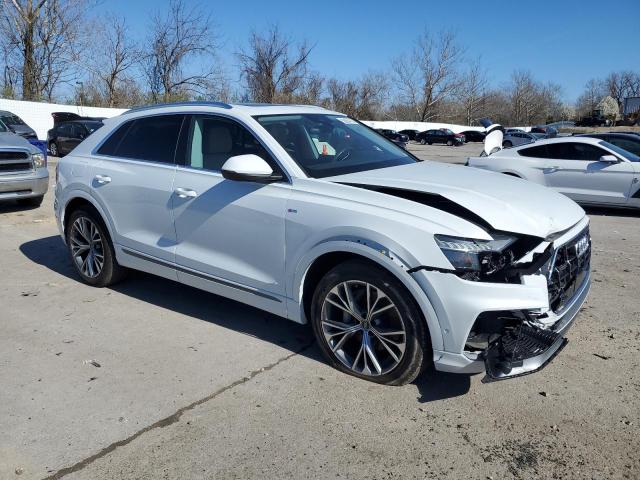  AUDI Q8 2021 Biały