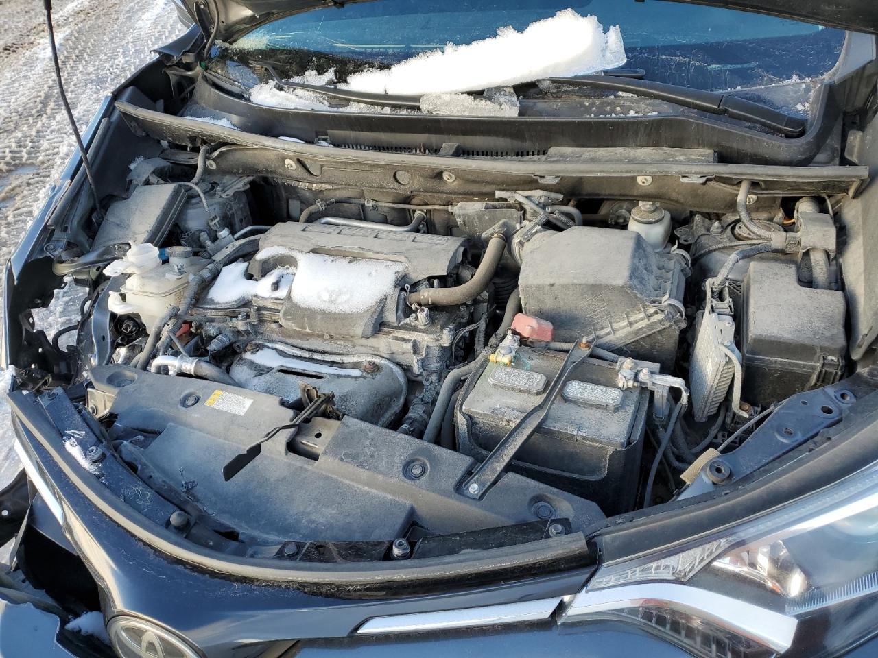2018 Toyota RAV 4 - Image 12