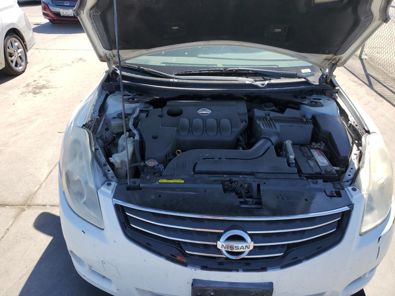 2012 Nissan Altima - Image 11