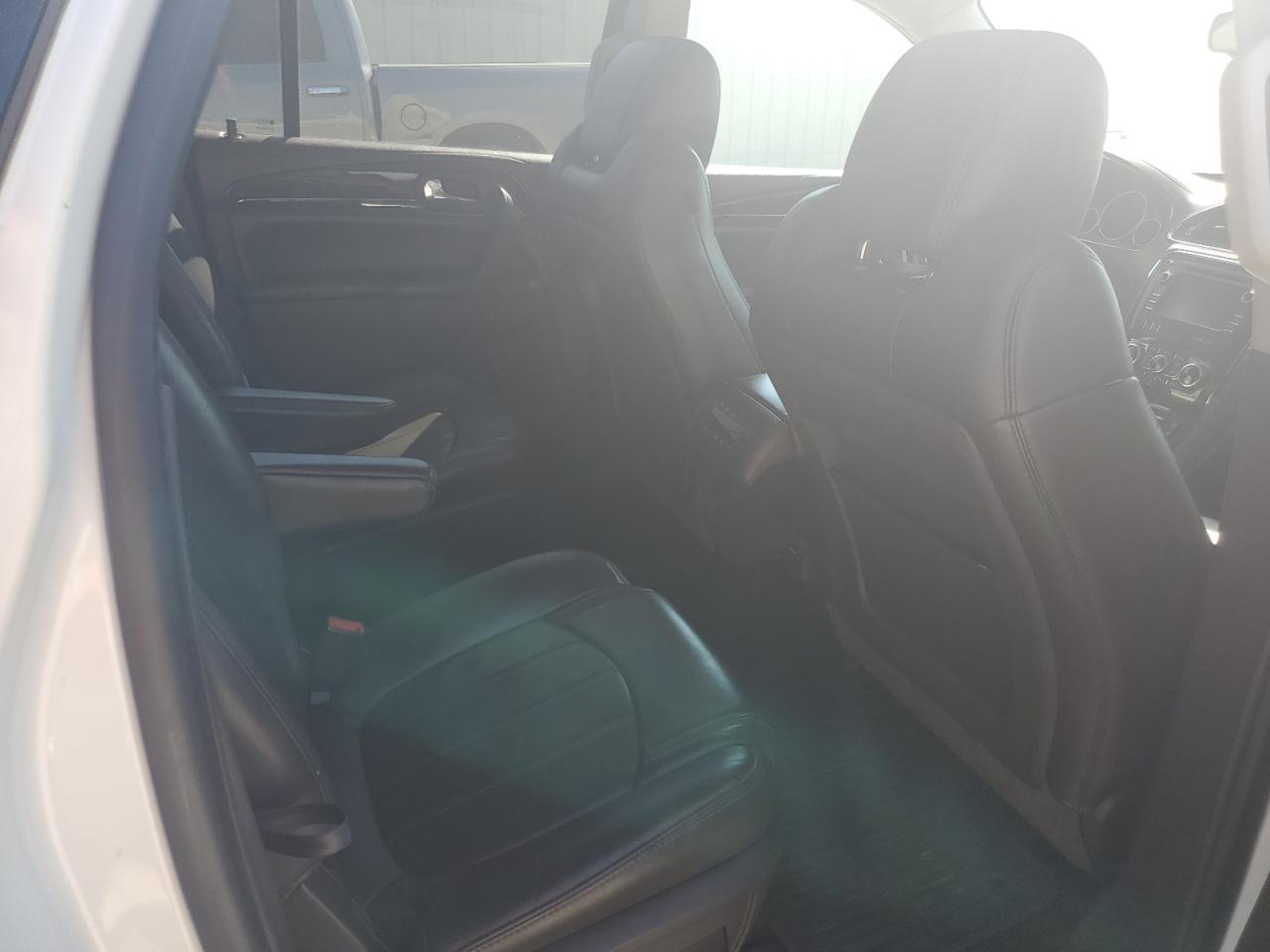 2014 Buick Enclave - Image 11