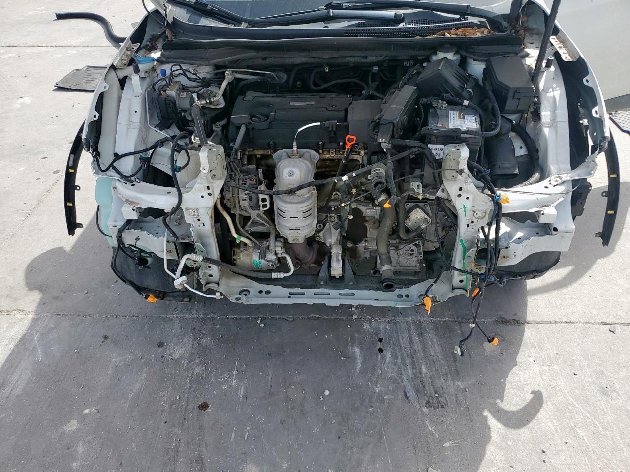 2016 Honda CR-V - Image 12