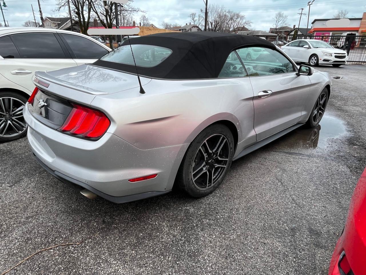 1FATP8UH0J5132614 FORD ALL Models 2018