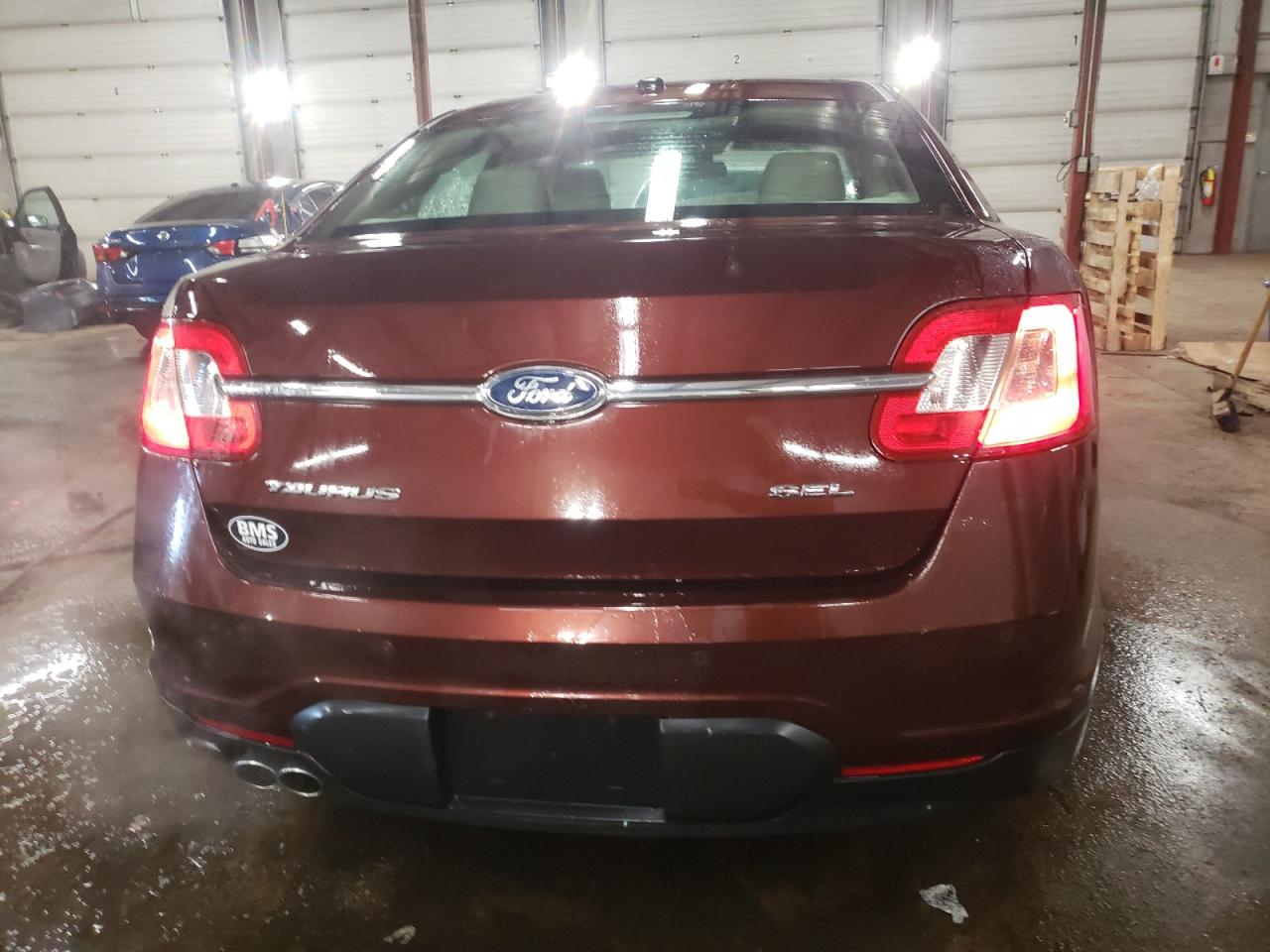 2012 Ford Taurus - Image 6