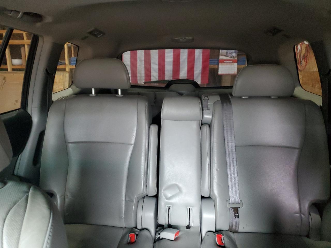 2013 Toyota Highlander - Image 10