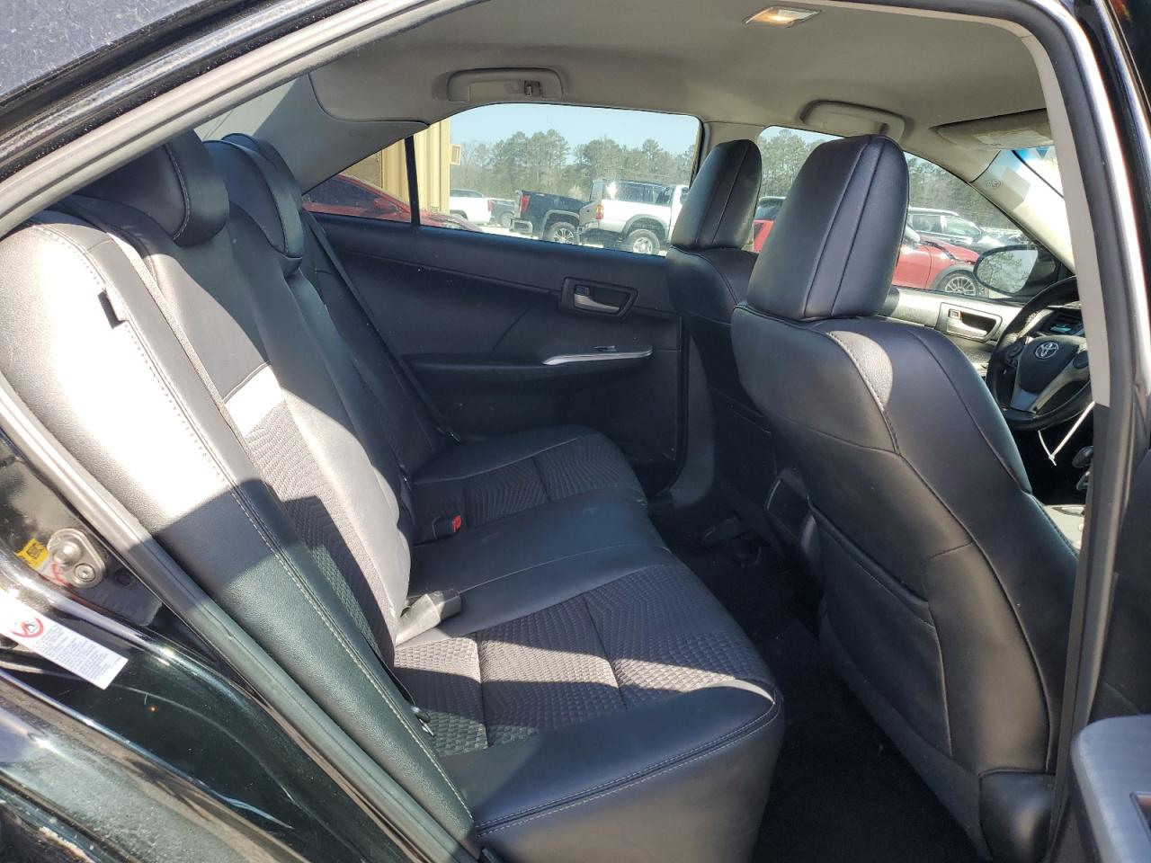 2014 Toyota Camry - Image 10