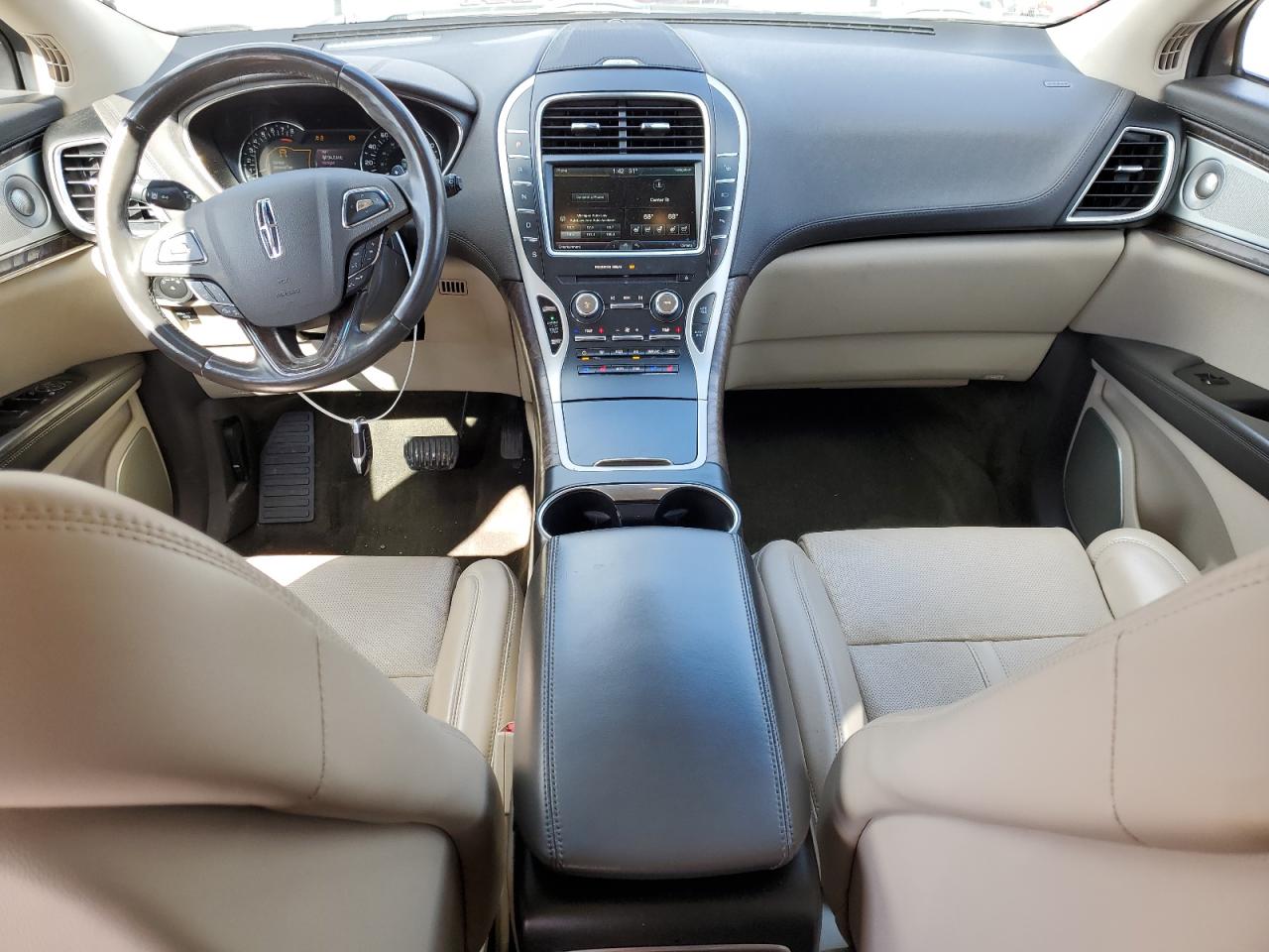 2016 Lincoln MKX - Image 8