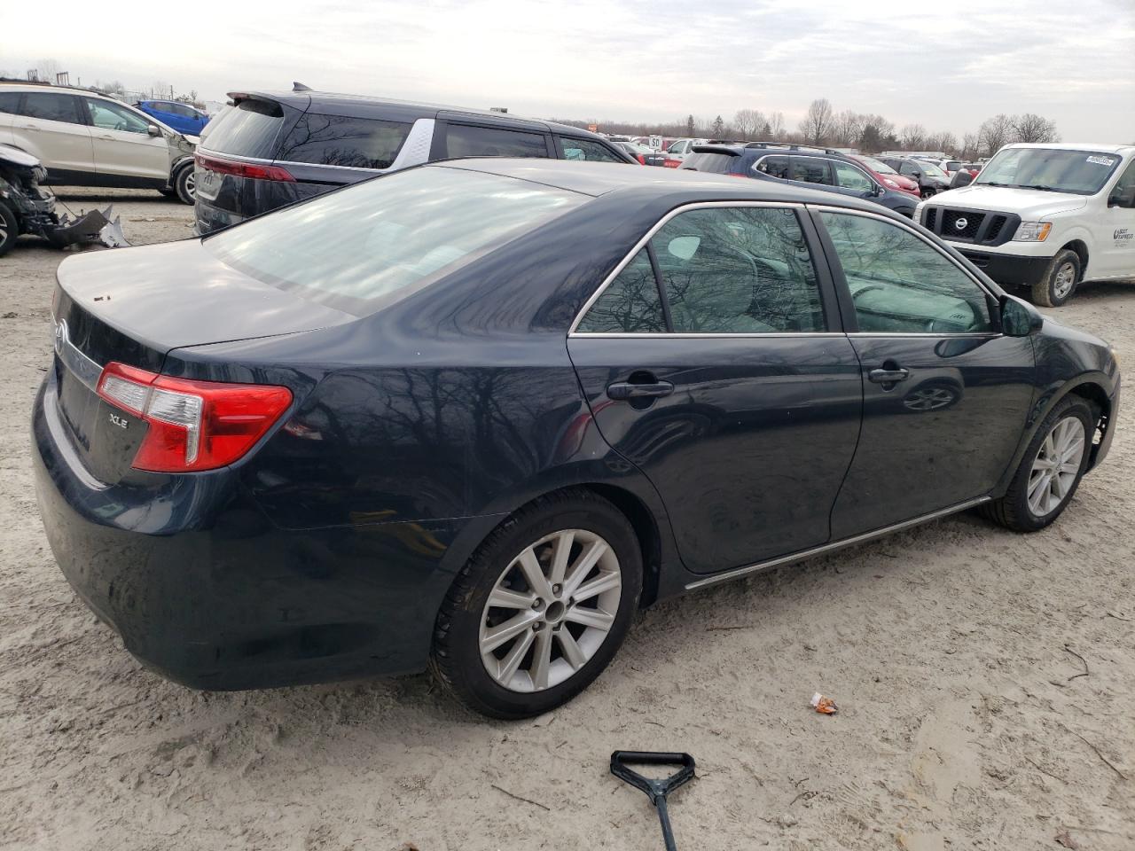 2012 Toyota Camry - Image 3