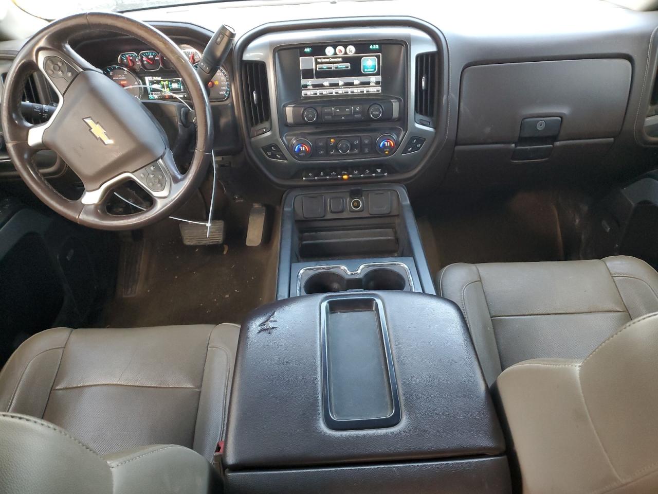 2015 Chevrolet Silverado - Image 8