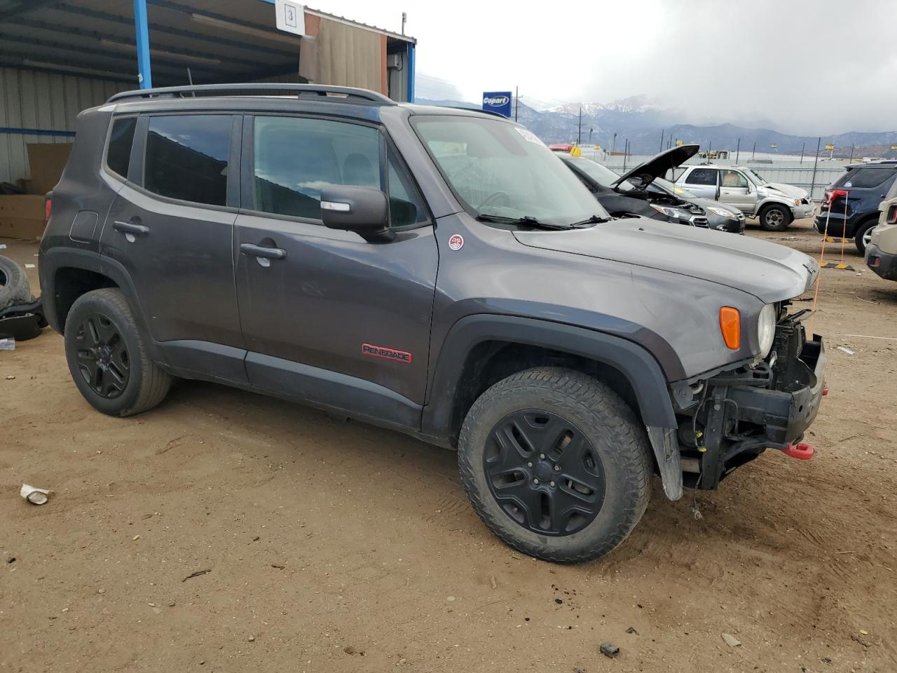 2018 Jeep Renegade - Image 4