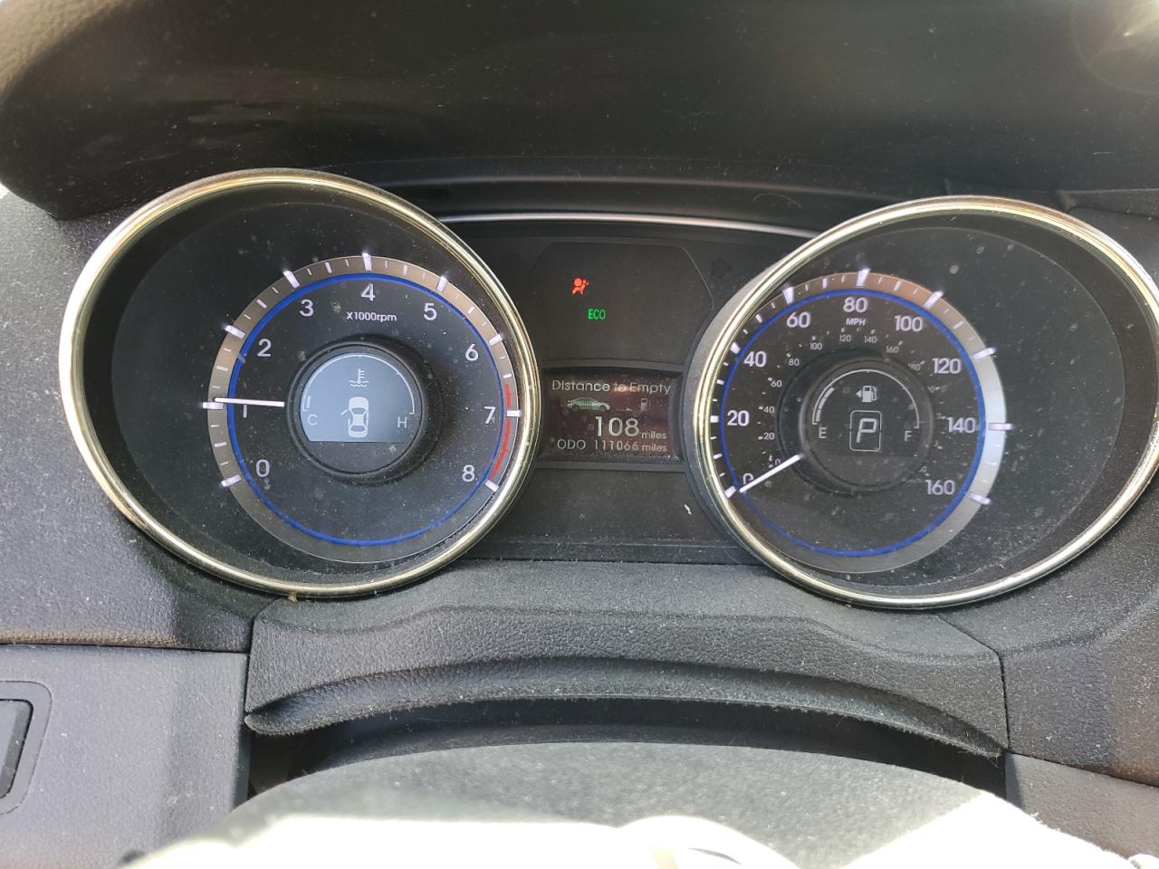2013 Hyundai Sonata - Image 9