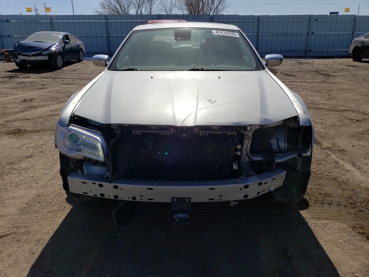 2019 Chrysler 300 - Image 5