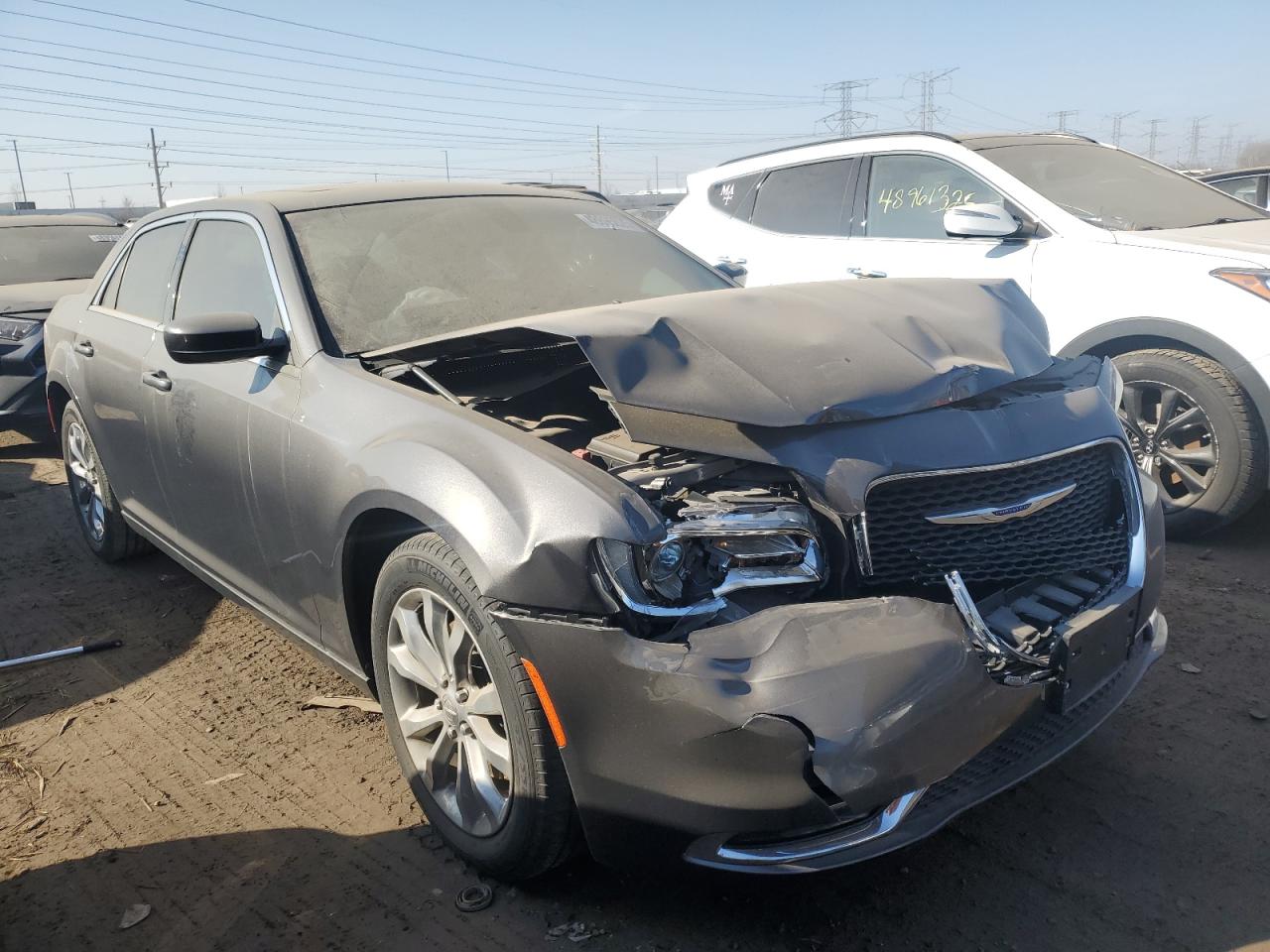 2019 Chrysler 300 - Image 4