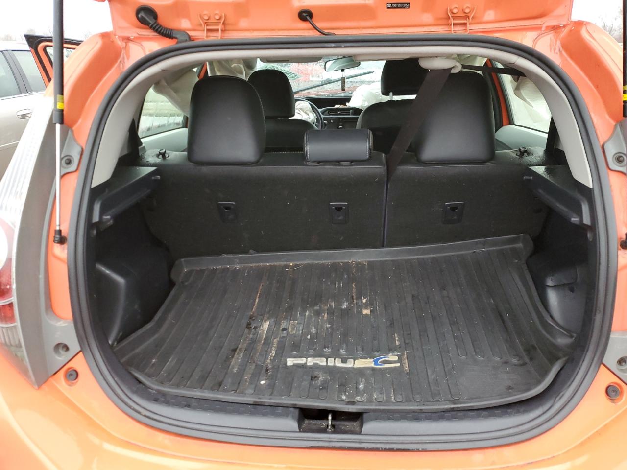 2014 Toyota Prius - Image 6