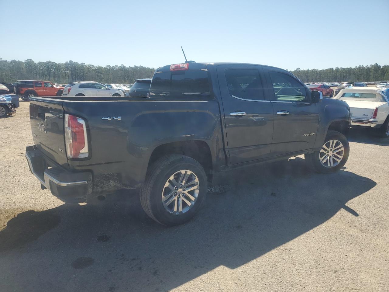 2016 GMC Canyon - Image 3