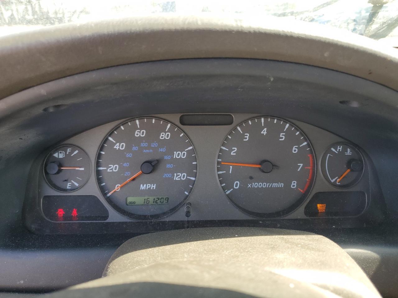 2002 Nissan Sentra - Image 9