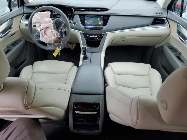 Parquets CADILLAC XT5 2017 Biały