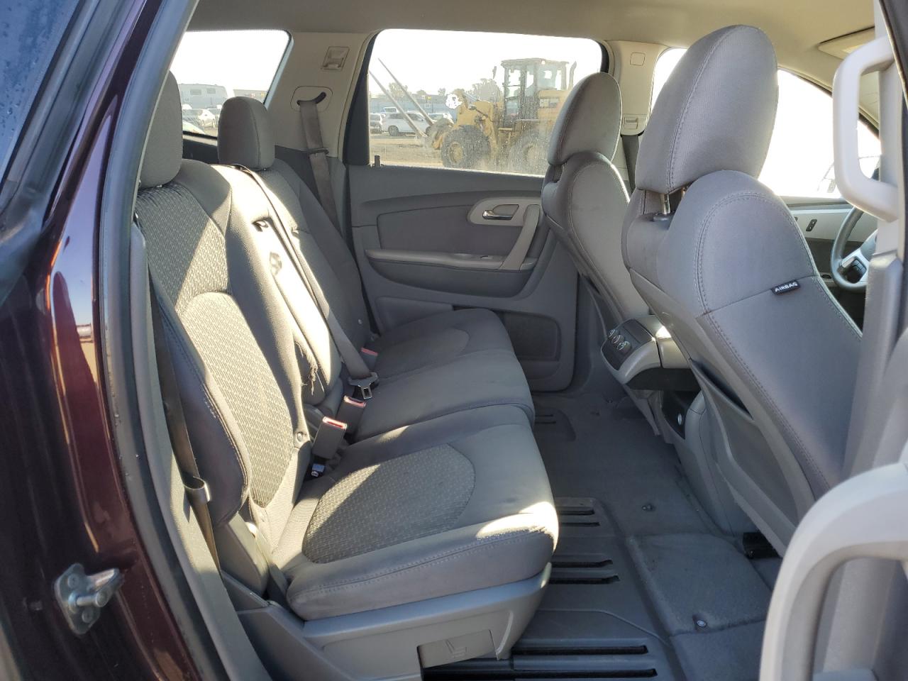 2009 Chevrolet Traverse - Image 11