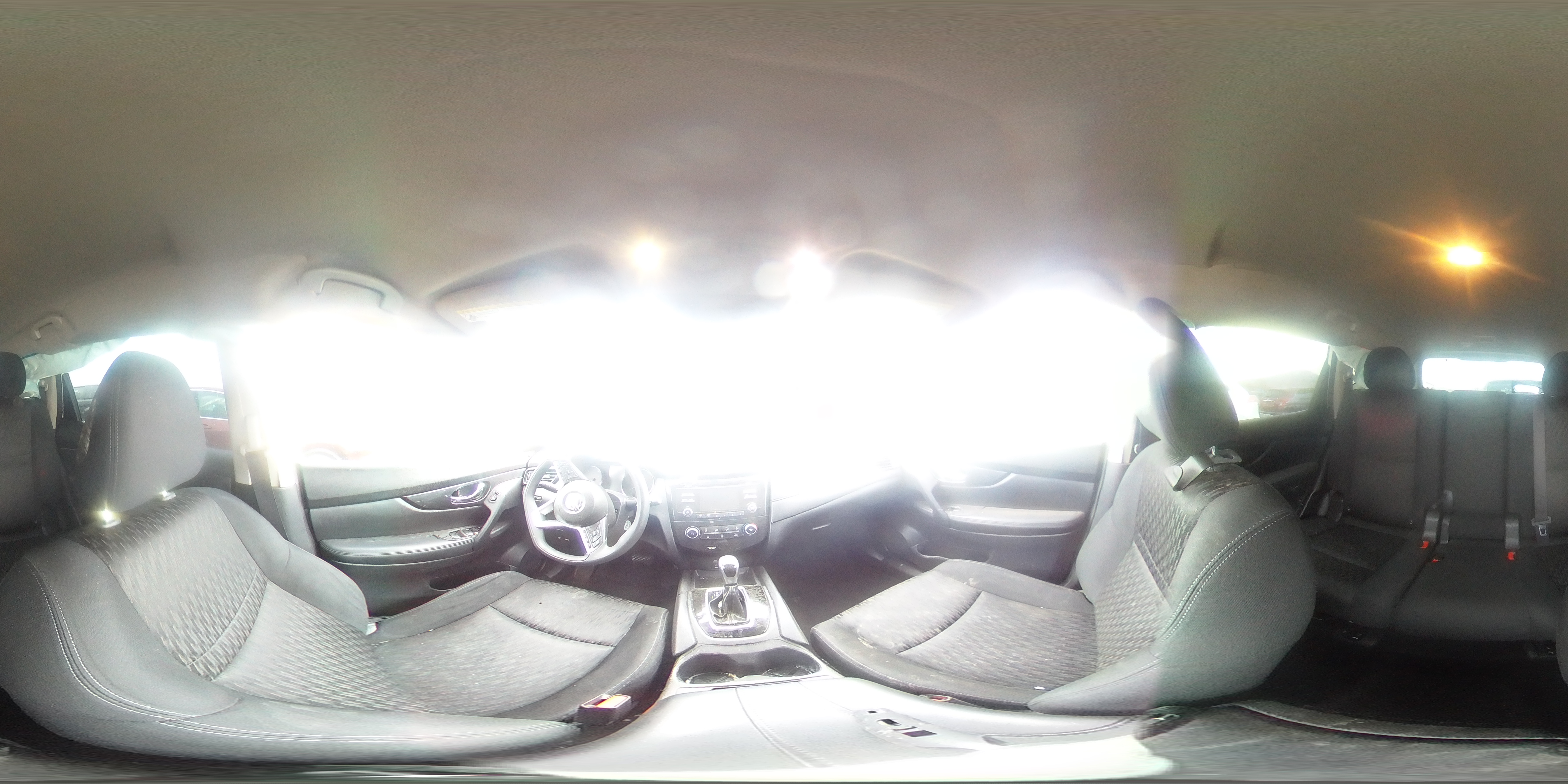 2017 Nissan Rogue - Image 14