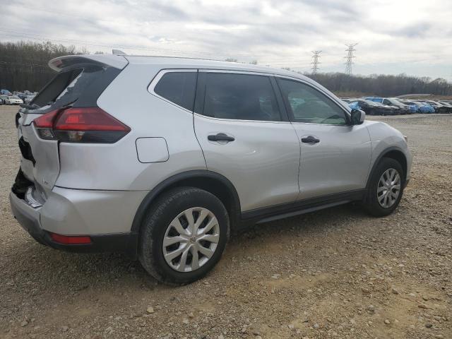  NISSAN ROGUE 2018 Srebrny