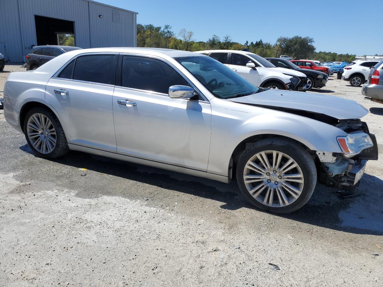 2012 Chrysler 300 - Image 4