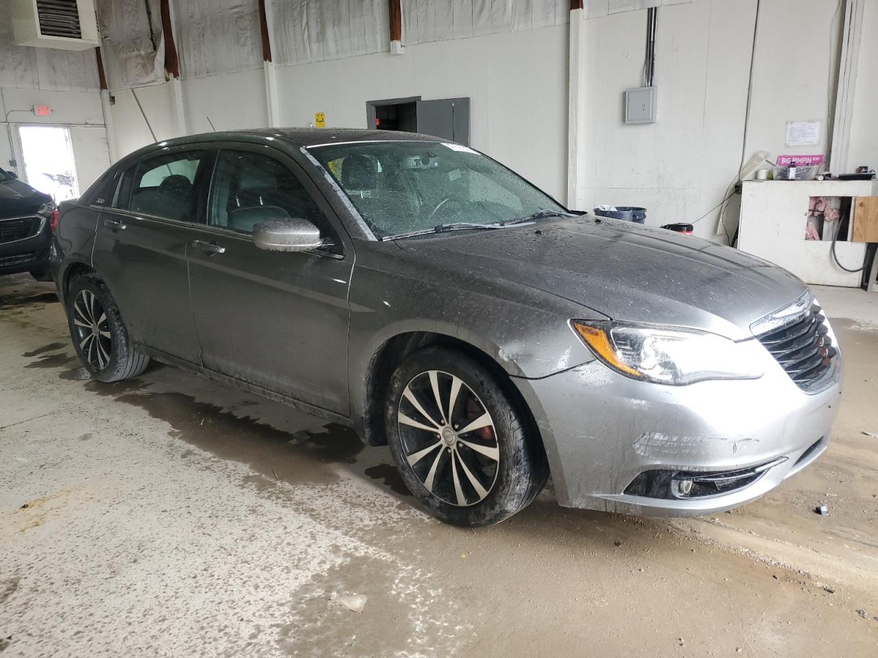 2012 Chrysler 200 - Image 4