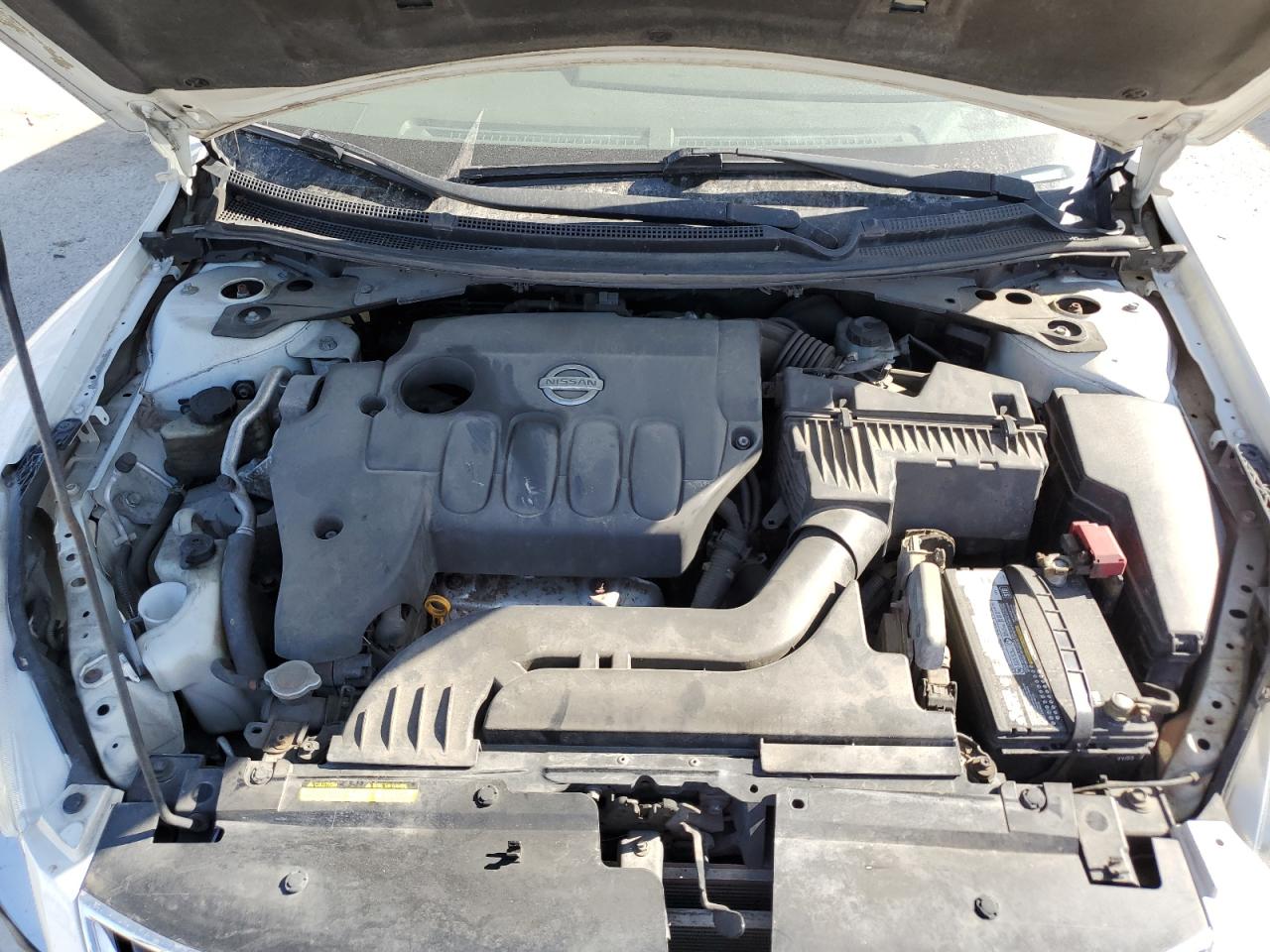 2010 Nissan Altima - Image 13