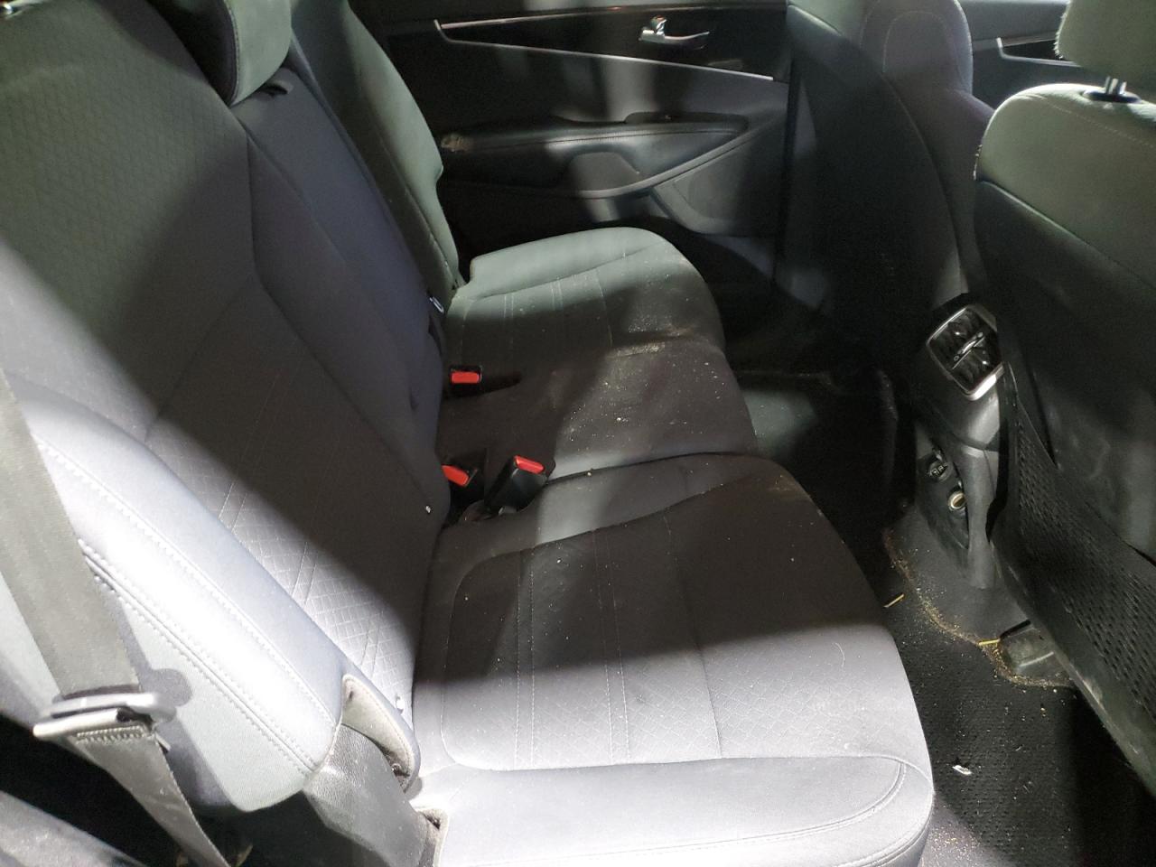 2019 Kia Sorento - Image 11
