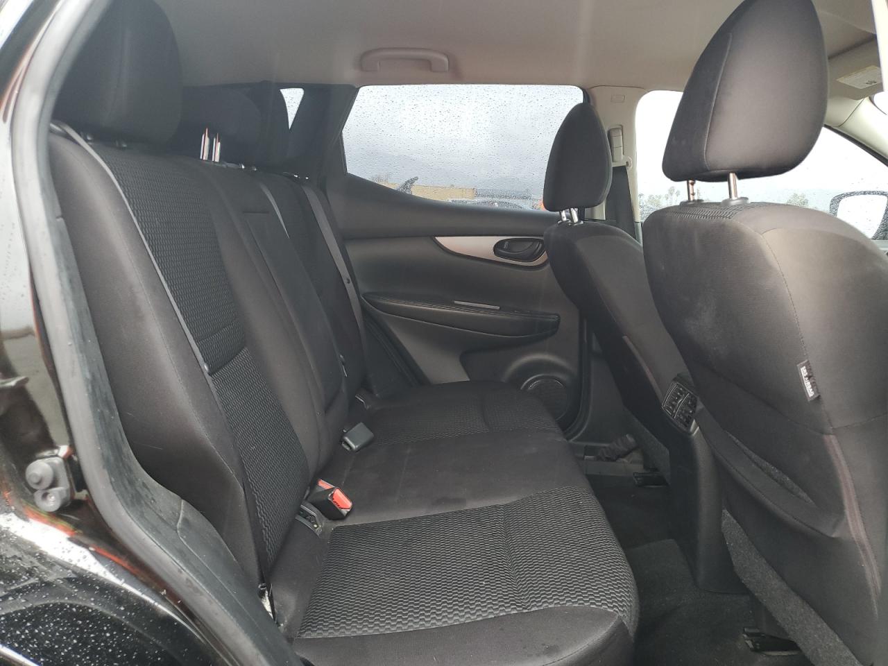 JN1BJ1CP7JW193284 NISSAN ROGUE 2018
