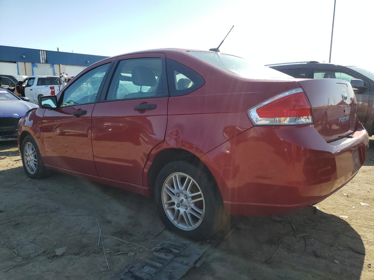 2009 Ford Focus - Image 2
