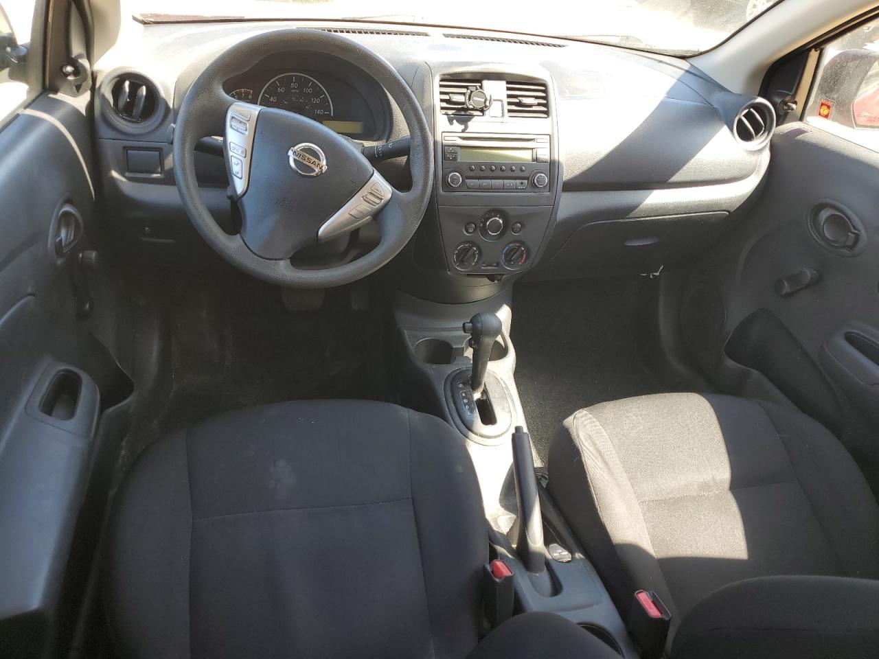 2015 Nissan Versa - Image 8