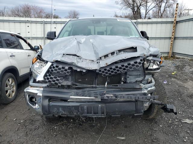  TOYOTA TUNDRA 2019 Srebrny