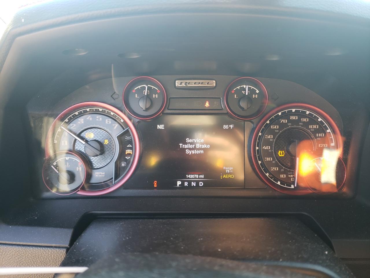 2016 RAM 1500 - Image 9