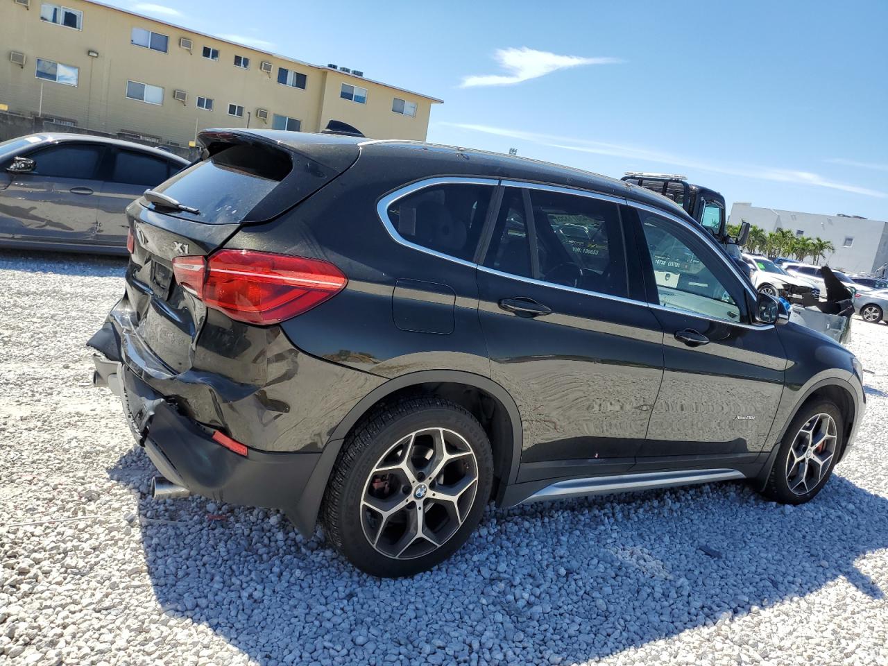 2018 BMW X1 - Image 3