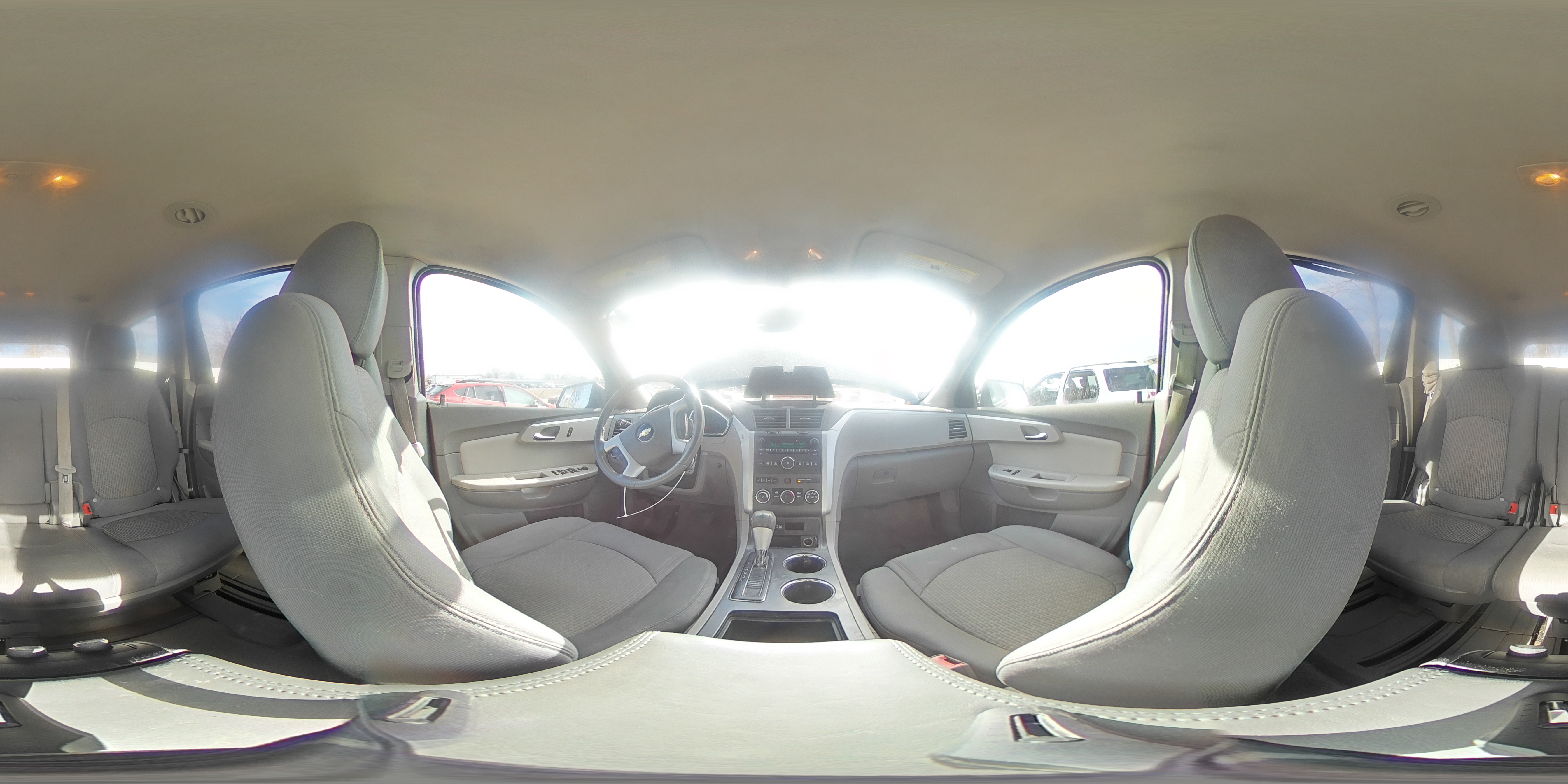 2012 Chevrolet Traverse - Image 13