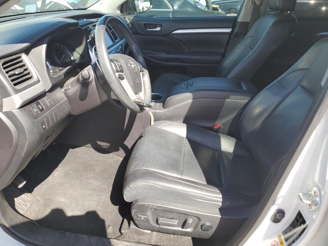 2019 Toyota Highlander - Image 7
