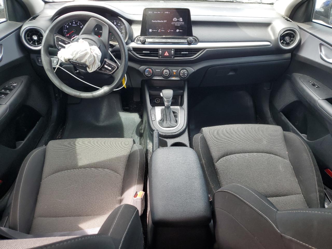 2024 Kia Forte - Image 8