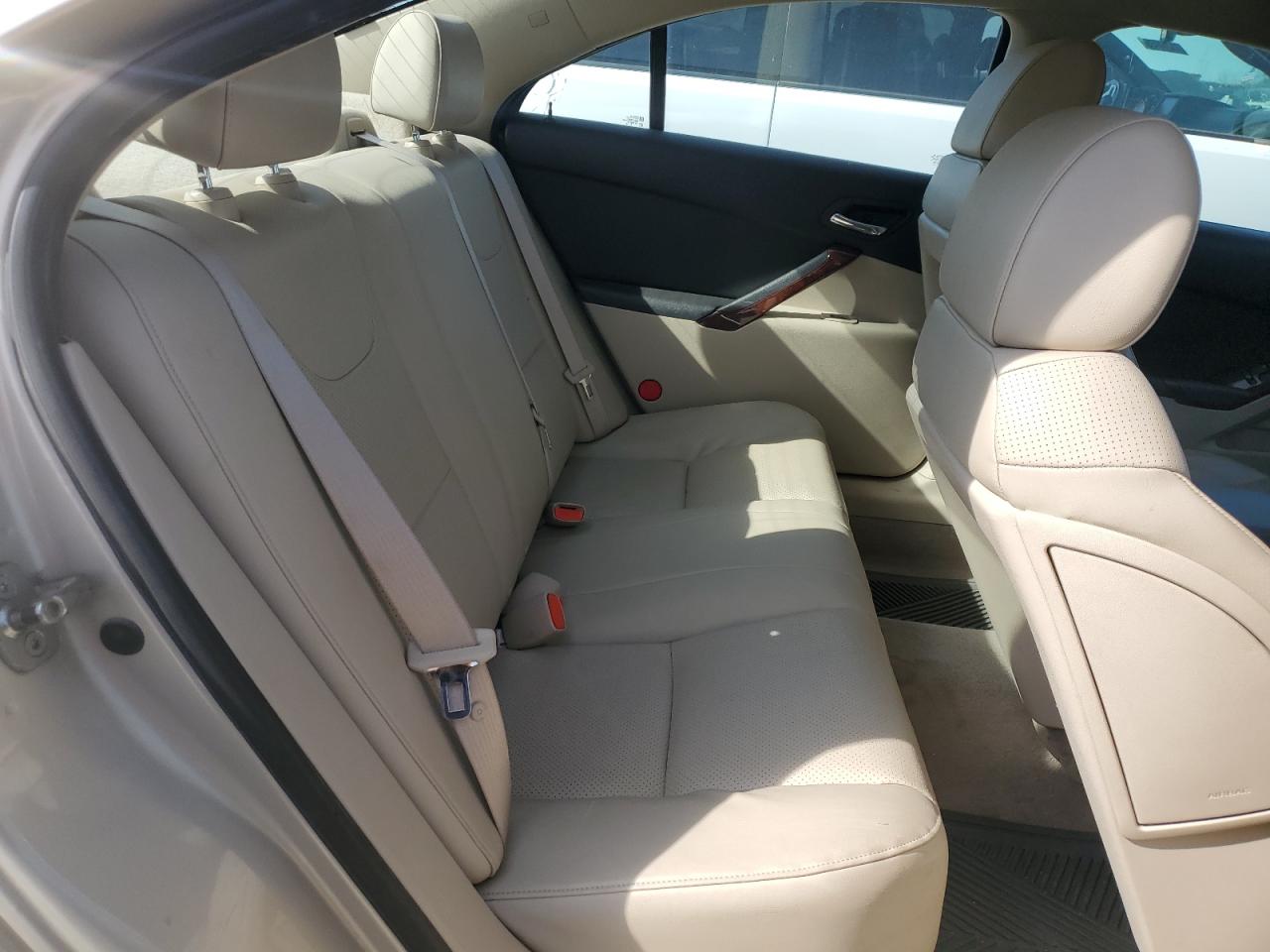 2009 Pontiac G6 - Image 10