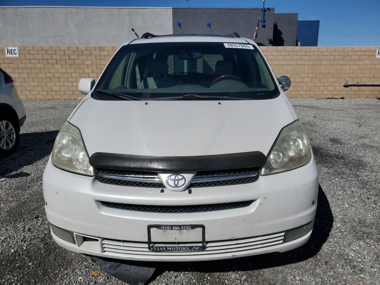 2005 Toyota Sienna - Image 5
