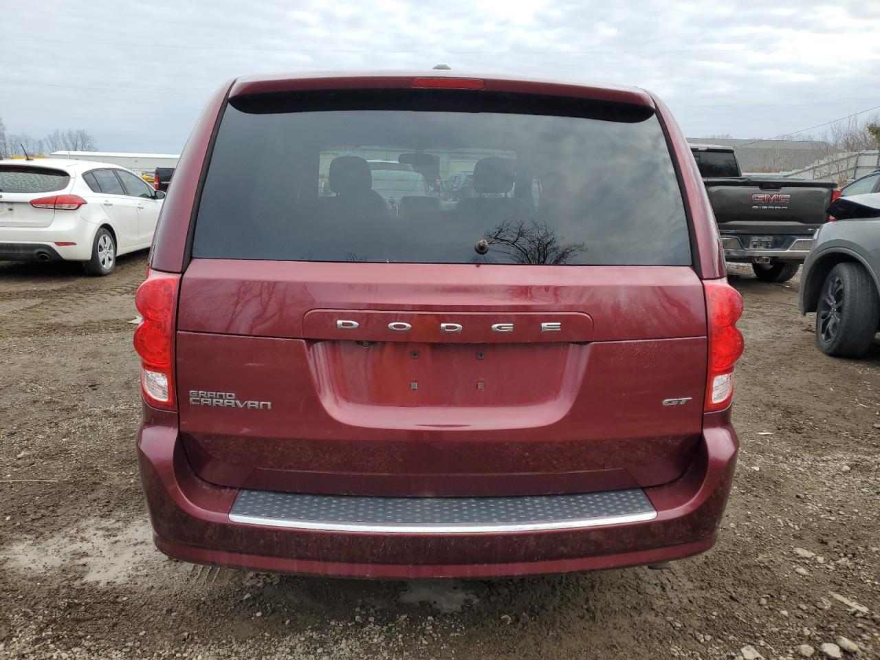 2017 Dodge Caravan - Image 6