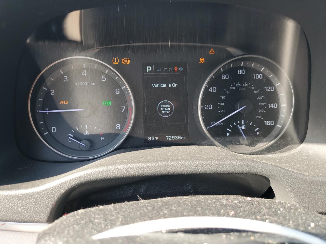 2017 Hyundai Elantra - Image 9